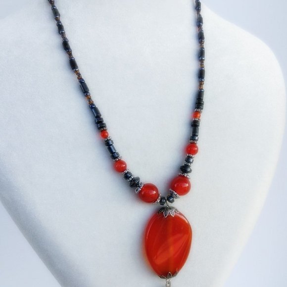 Agate and Hematite Natural Stone Chakra Necklace - Picture 3 of 3